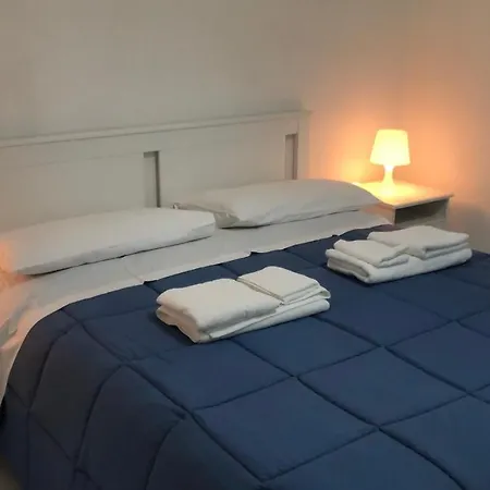Casa Vacanze Rossella דירה